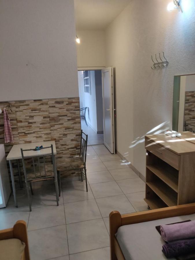 Rooms- Denis Split Buitenkant foto