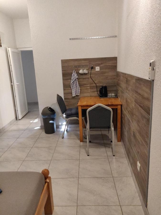 Rooms- Denis Split Buitenkant foto